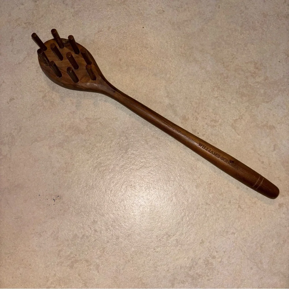 Williams-Sonoma Dark Wood Pasta Fork Spaghetti Server